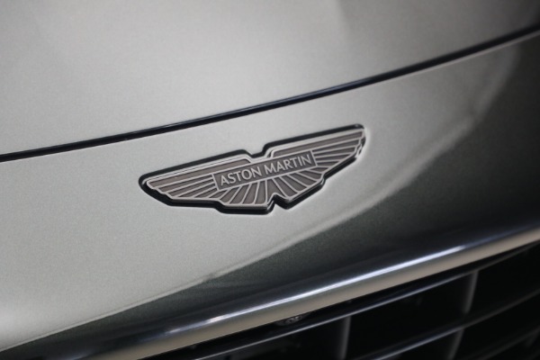 New 2026 Aston Martin Vantage S Roadster for sale $263,900 at Bentley Greenwich in Greenwich CT 06830 25