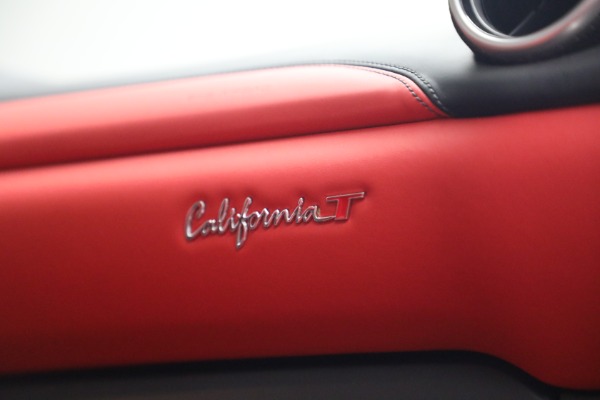 Used 2017 Ferrari California T for sale $163,900 at Bentley Greenwich in Greenwich CT 06830 22