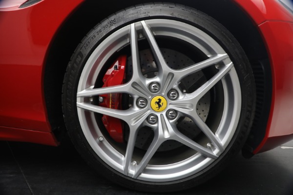 Used 2017 Ferrari California T for sale $163,900 at Bentley Greenwich in Greenwich CT 06830 26