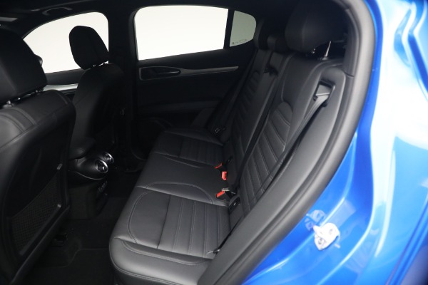 New 2026 Alfa Romeo Stelvio Veloce for sale $61,965 at Bentley Greenwich in Greenwich CT 06830 18
