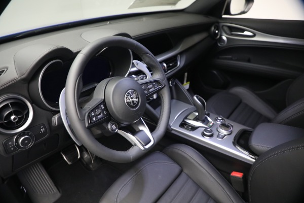 New 2026 Alfa Romeo Stelvio Veloce for sale $61,965 at Bentley Greenwich in Greenwich CT 06830 22
