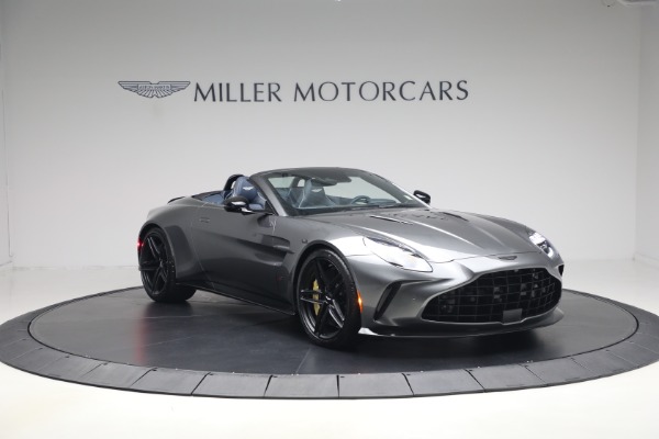 New 2026 Aston Martin Vantage S Roadster for sale $295,000 at Bentley Greenwich in Greenwich CT 06830 11