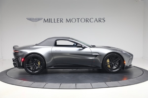 New 2026 Aston Martin Vantage S Roadster for sale $295,000 at Bentley Greenwich in Greenwich CT 06830 21