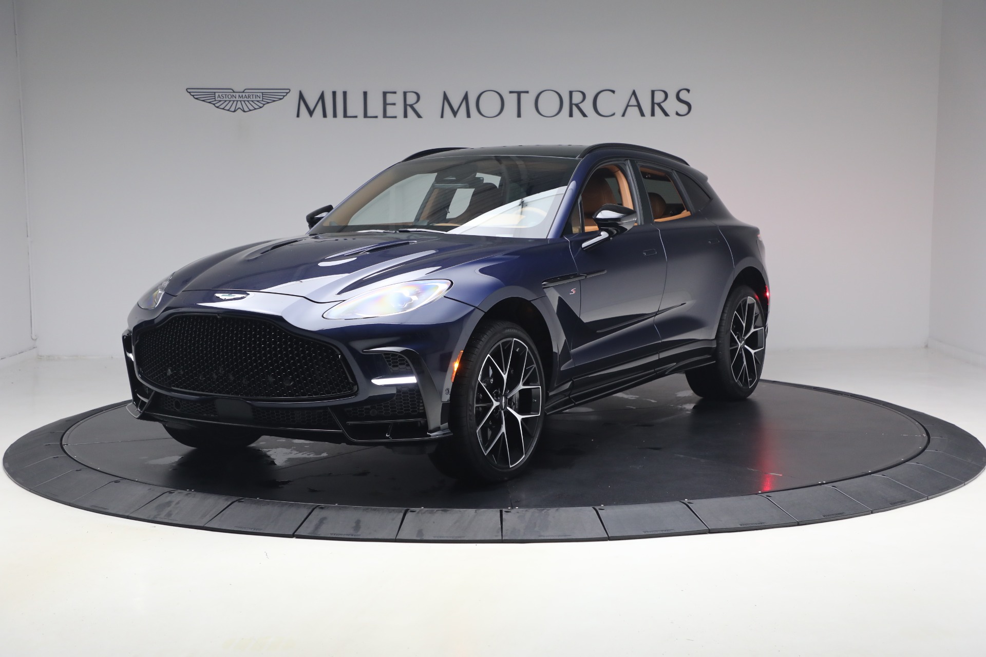 New 2026 Aston Martin DBX S for sale $289,900 at Bentley Greenwich in Greenwich CT 06830 1