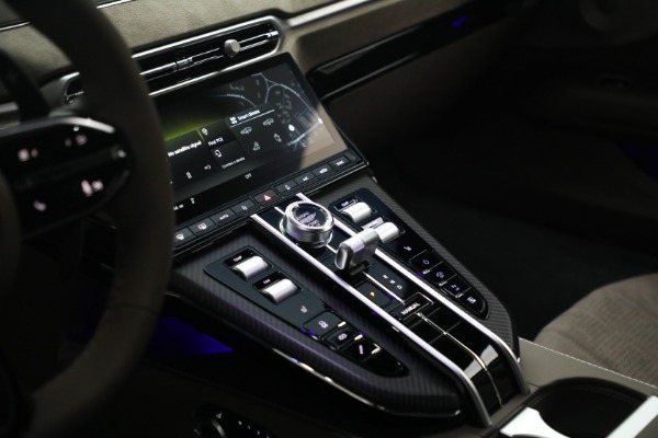 New 2026 Aston Martin Vantage S for sale $257,880 at Bentley Greenwich in Greenwich CT 06830 25