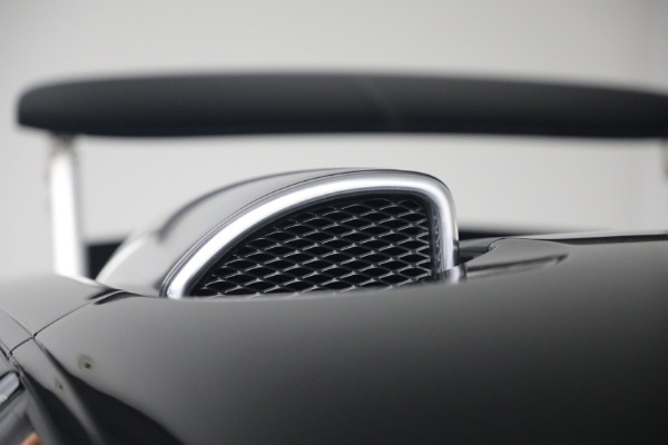 Used 2006 Bugatti Veyron 16.4 for sale Call for price at Bentley Greenwich in Greenwich CT 06830 27