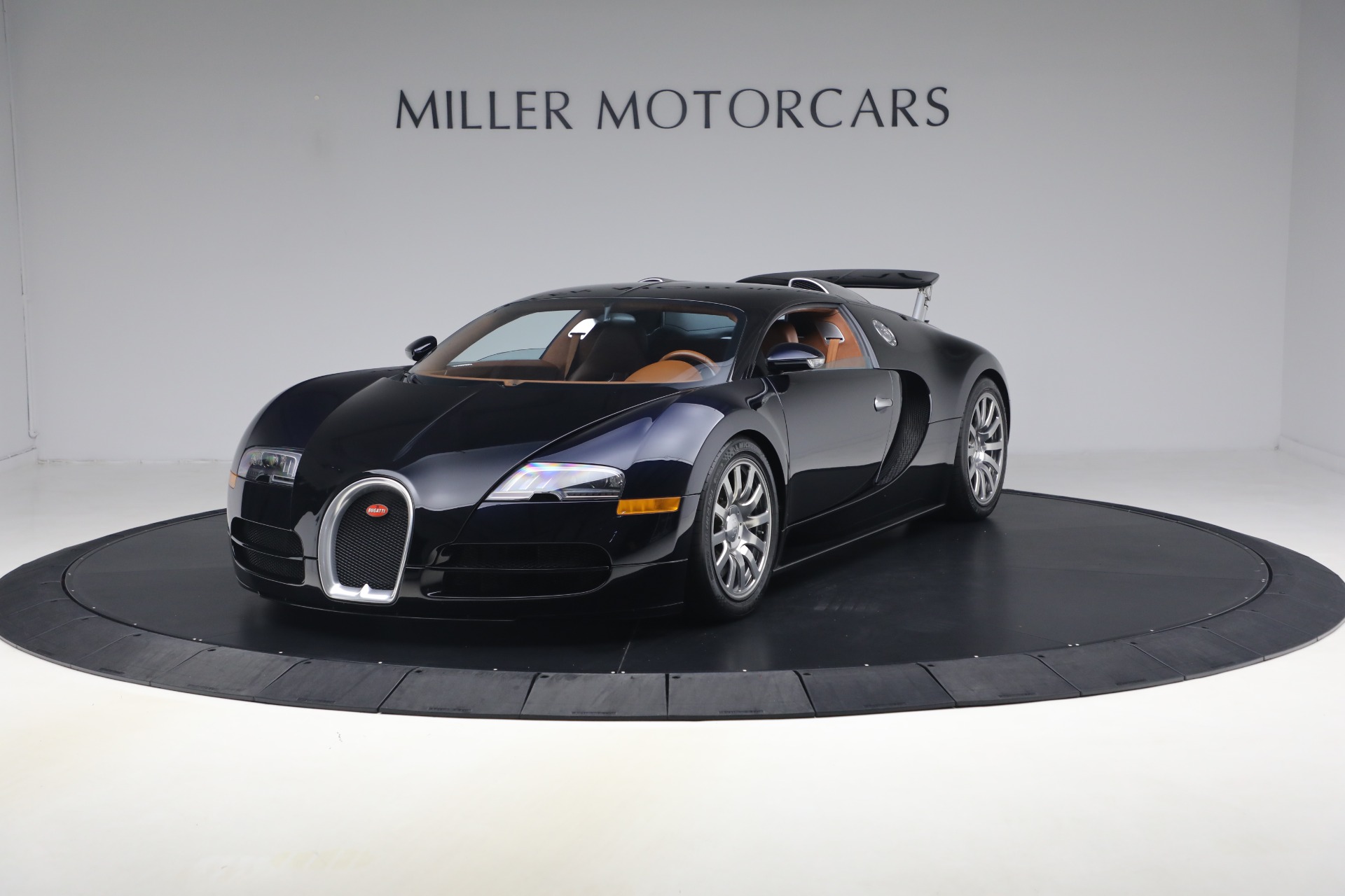 Used 2006 Bugatti Veyron 16.4 for sale Call for price at Bentley Greenwich in Greenwich CT 06830 1