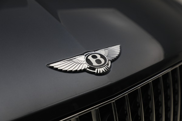Used 2026 Bentley Bentayga EWB Azure V8 for sale $279,900 at Bentley Greenwich in Greenwich CT 06830 13