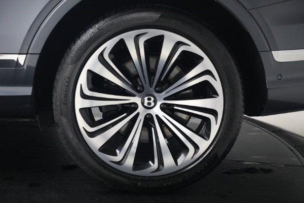 Used 2026 Bentley Bentayga EWB Azure V8 for sale $279,900 at Bentley Greenwich in Greenwich CT 06830 15