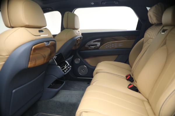 Used 2026 Bentley Bentayga EWB Azure V8 for sale $279,900 at Bentley Greenwich in Greenwich CT 06830 23