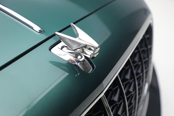 New 2027 Bentley Flying Spur Azure for sale $363,300 at Bentley Greenwich in Greenwich CT 06830 12