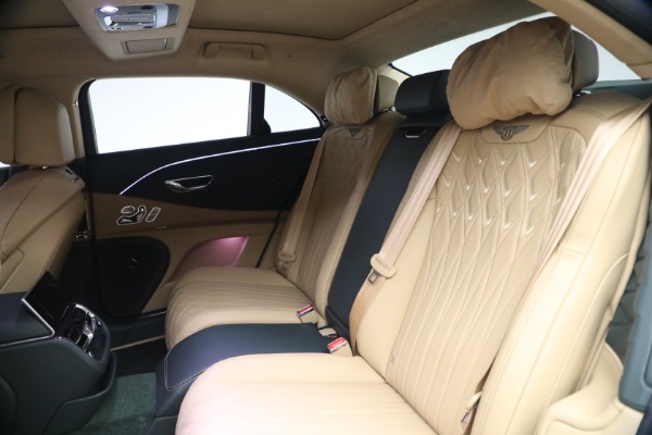 New 2027 Bentley Flying Spur Azure for sale $363,300 at Bentley Greenwich in Greenwich CT 06830 22