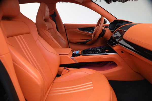 Used 2025 Aston Martin DBX 707 for sale $209,900 at Bentley Greenwich in Greenwich CT 06830 18
