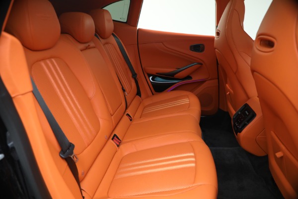 Used 2025 Aston Martin DBX 707 for sale $209,900 at Bentley Greenwich in Greenwich CT 06830 25