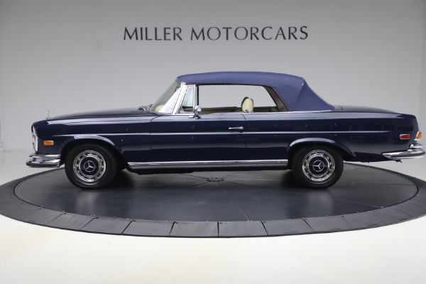 Used 1971 Mercedes-Benz 280SE 3.5 Cabriolet for sale $475,000 at Bentley Greenwich in Greenwich CT 06830 13