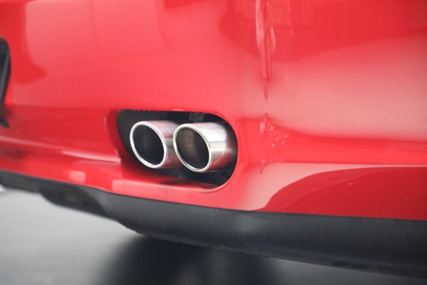 Used 2000 Ferrari 550 Maranello for sale $395,900 at Bentley Greenwich in Greenwich CT 06830 24