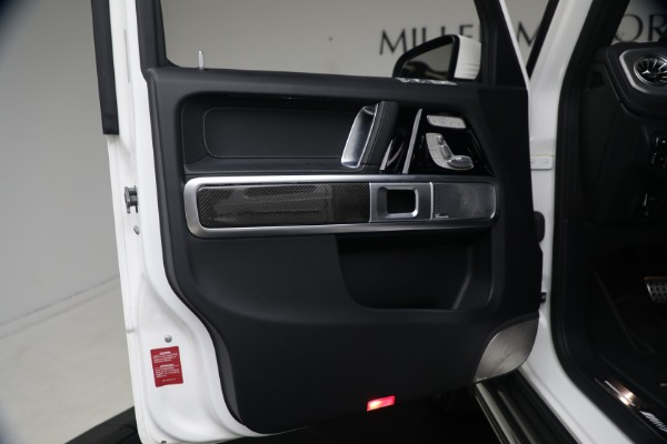 Used 2024 Mercedes-Benz G-Class AMG G 63 for sale $189,900 at Bentley Greenwich in Greenwich CT 06830 24