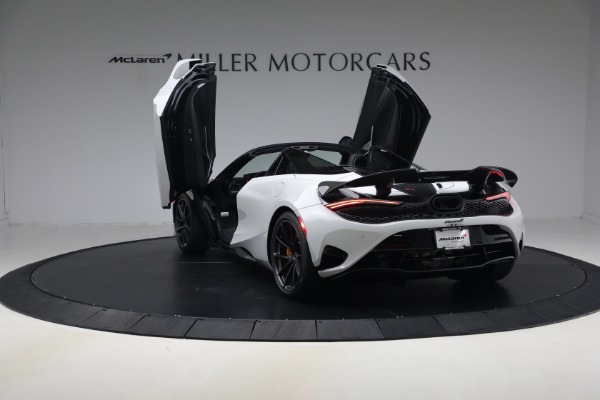 New 2027 McLaren 750S Spider Performance for sale $471,170 at Bentley Greenwich in Greenwich CT 06830 15