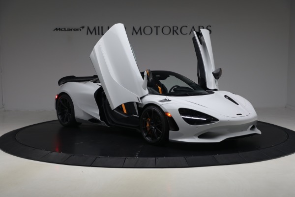 New 2027 McLaren 750S Spider Performance for sale $471,170 at Bentley Greenwich in Greenwich CT 06830 19