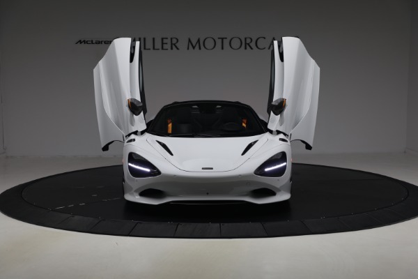 New 2027 McLaren 750S Spider Performance for sale $471,170 at Bentley Greenwich in Greenwich CT 06830 20