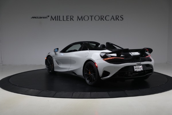 New 2027 McLaren 750S Spider Performance for sale $471,170 at Bentley Greenwich in Greenwich CT 06830 4