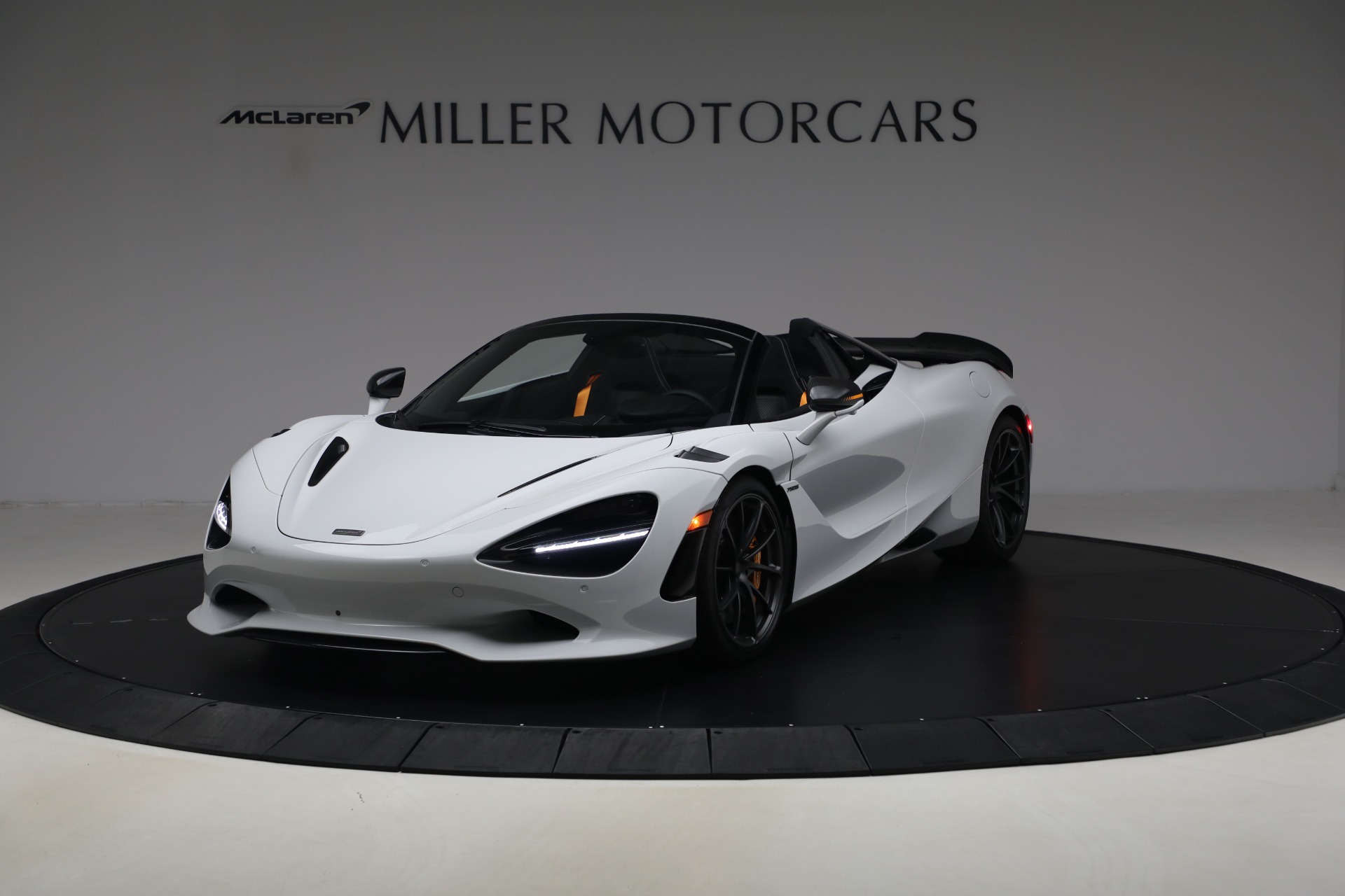 New 2027 McLaren 750S Spider Performance for sale $471,170 at Bentley Greenwich in Greenwich CT 06830 1