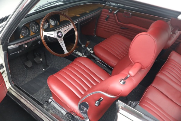 Used 1974 BMW 3.0CSi for sale $175,000 at Bentley Greenwich in Greenwich CT 06830 16