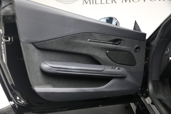 Used 2025 Aston Martin Vantage for sale $187,900 at Bentley Greenwich in Greenwich CT 06830 16