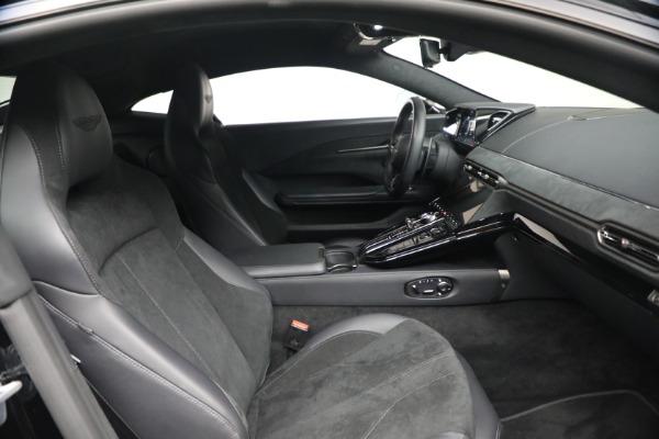 Used 2025 Aston Martin Vantage for sale $187,900 at Bentley Greenwich in Greenwich CT 06830 18
