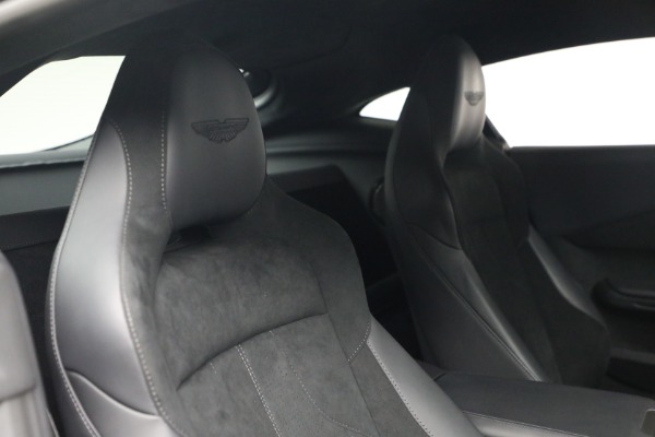 Used 2025 Aston Martin Vantage for sale $187,900 at Bentley Greenwich in Greenwich CT 06830 20