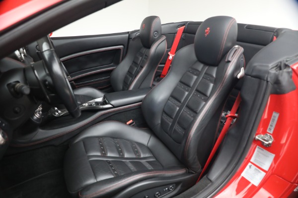 Used 2014 Ferrari California 30 for sale $115,900 at Bentley Greenwich in Greenwich CT 06830 16
