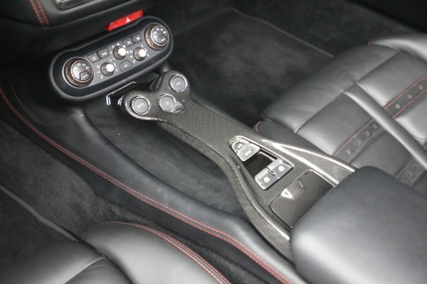 Used 2014 Ferrari California 30 for sale $115,900 at Bentley Greenwich in Greenwich CT 06830 24