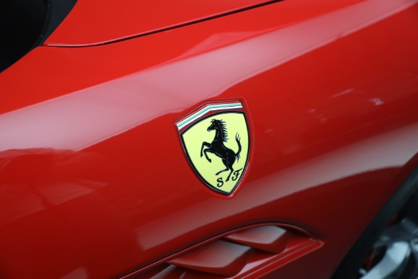 Used 2014 Ferrari California 30 for sale $115,900 at Bentley Greenwich in Greenwich CT 06830 27