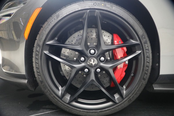 Used 2026 Ferrari Roma Spider for sale $309,900 at Bentley Greenwich in Greenwich CT 06830 26
