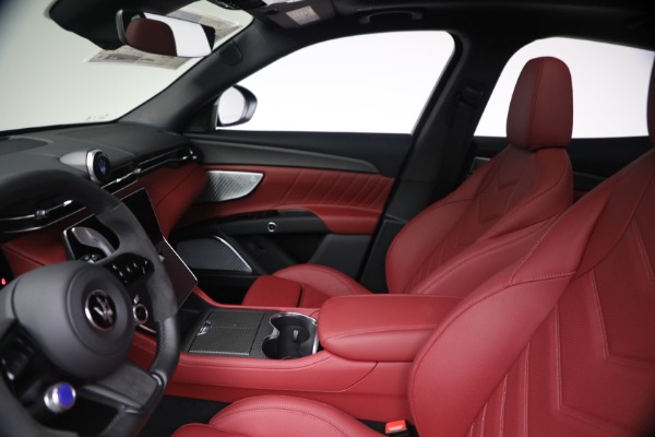 New 2027 Maserati Grecale Trofeo for sale $128,145 at Bentley Greenwich in Greenwich CT 06830 15