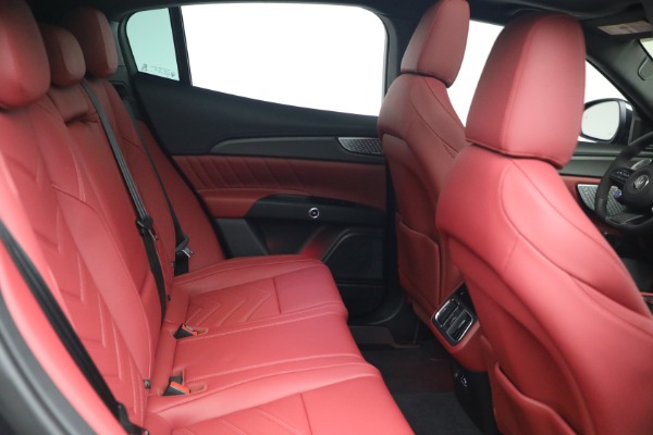 New 2027 Maserati Grecale Trofeo for sale $128,145 at Bentley Greenwich in Greenwich CT 06830 17