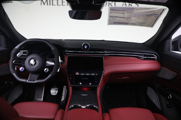 New 2027 Maserati Grecale Trofeo for sale $128,145 at Bentley Greenwich in Greenwich CT 06830 21
