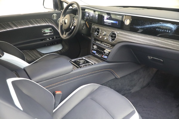 Used 2024 Rolls-Royce Spectre for sale $345,900 at Bentley Greenwich in Greenwich CT 06830 20