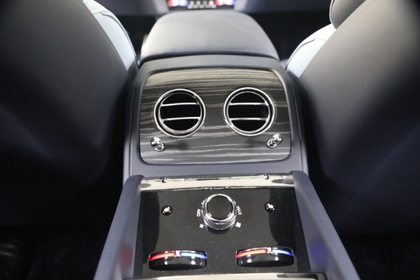 Used 2024 Rolls-Royce Spectre for sale $345,900 at Bentley Greenwich in Greenwich CT 06830 28