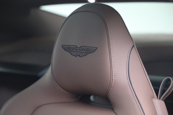 Used 2025 Aston Martin Vanquish for sale $429,900 at Bentley Greenwich in Greenwich CT 06830 25