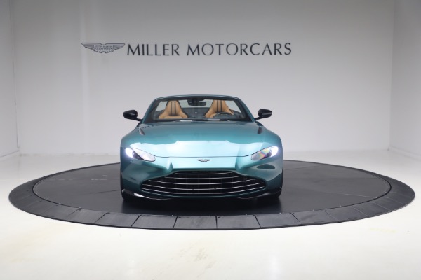 Used 2023 Aston Martin Vantage V8 for sale $151,900 at Bentley Greenwich in Greenwich CT 06830 28