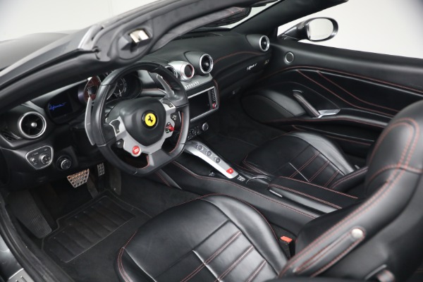 Used 2015 Ferrari California T for sale $139,900 at Bentley Greenwich in Greenwich CT 06830 14