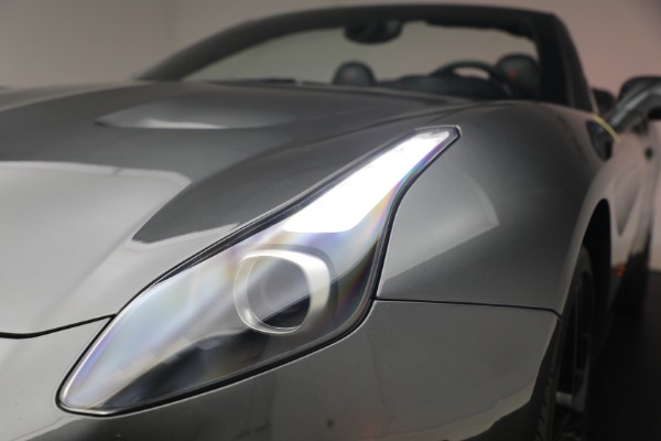 Used 2015 Ferrari California T for sale $139,900 at Bentley Greenwich in Greenwich CT 06830 26