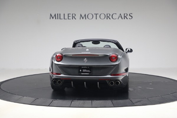 Used 2015 Ferrari California T for sale $139,900 at Bentley Greenwich in Greenwich CT 06830 7