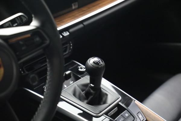 Used 2020 Porsche 911 Carrera 4S for sale $144,900 at Bentley Greenwich in Greenwich CT 06830 20