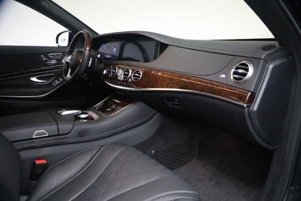 Used 2019 Mercedes-Benz S-Class S 560 4MATIC for sale $49,900 at Bentley Greenwich in Greenwich CT 06830 18