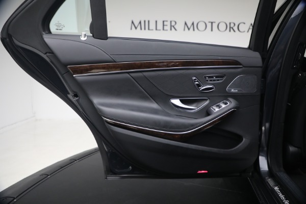 Used 2019 Mercedes-Benz S-Class S 560 4MATIC for sale $49,900 at Bentley Greenwich in Greenwich CT 06830 27