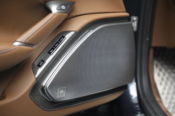 Used 2025 Ferrari Roma Spider for sale $309,900 at Bentley Greenwich in Greenwich CT 06830 25