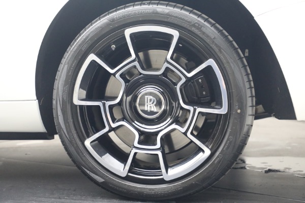 Used 2019 Rolls-Royce Black Badge Dawn for sale $299,900 at Bentley Greenwich in Greenwich CT 06830 25