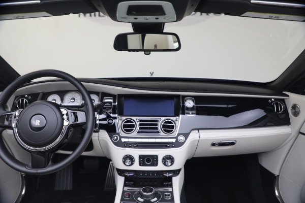 Used 2019 Rolls-Royce Black Badge Dawn for sale $299,900 at Bentley Greenwich in Greenwich CT 06830 4